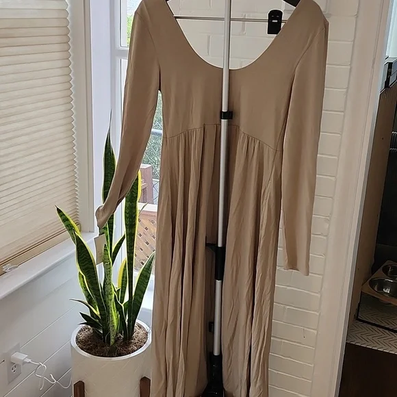 Tan Long Sleeve Dress, Xs - Picture 9 of 13